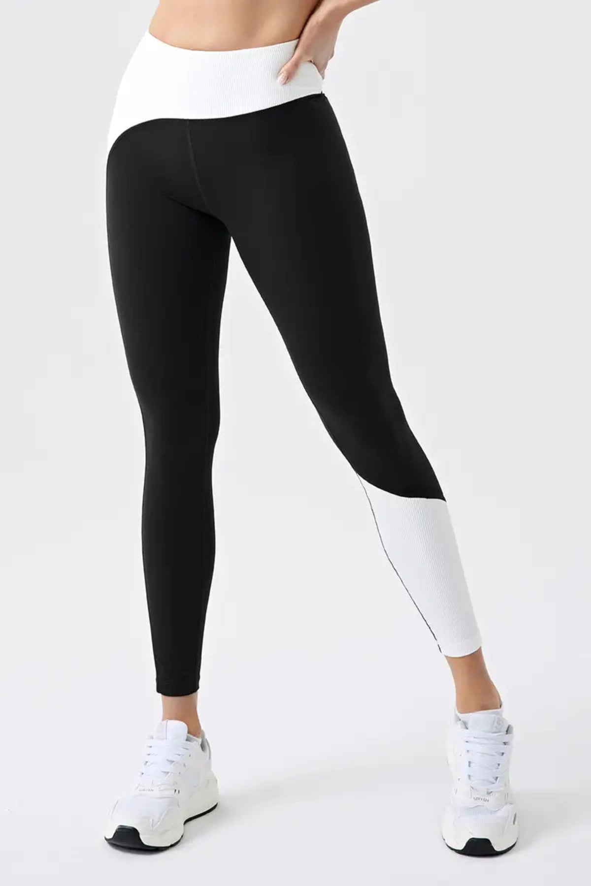 Horizon High-Rise Leggings Black 1